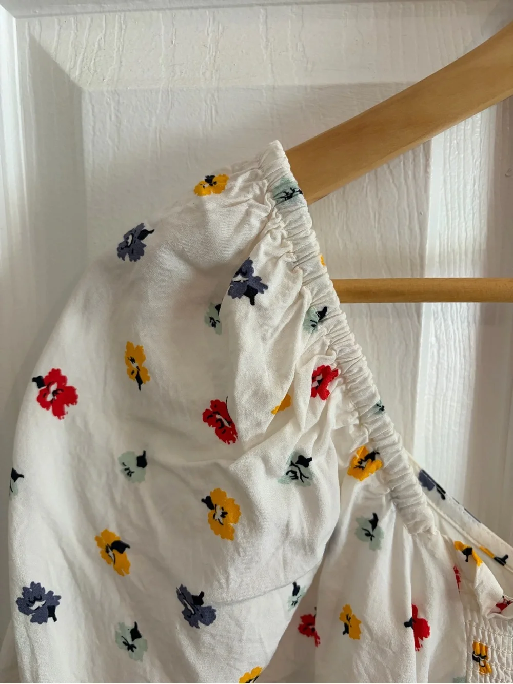 Madewell White & Floral Smocked Button Down Puff Sleeve Top - Size L